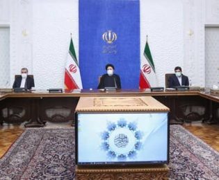 همه وزارتخانه‌ها و دستگاه‌های دولتی در زمینه کنترل تورم مسئولیت دارند