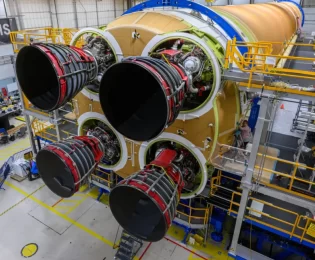 ناسا فقط یک موتور 10 ساله Artemis II را با یک دو برابر سن خود تغییر داد