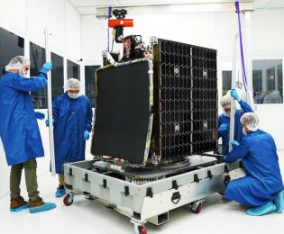 Face Force Offical: ماهواره های تجاری می توانند کارهای بیشتری را از آنچه فکر می کردیم انجام دهند